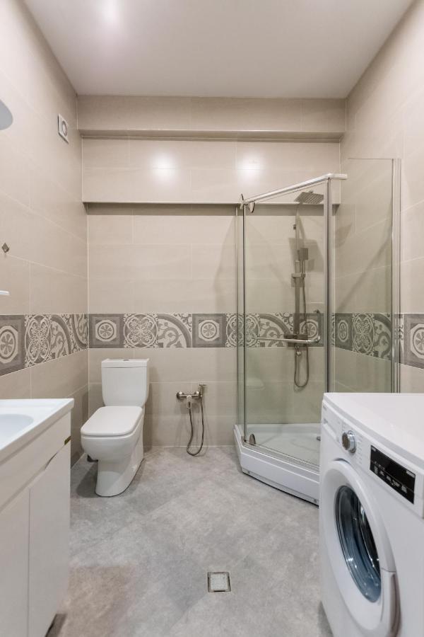 Apartment In The City Center Lll Тбилиси Экстерьер фото